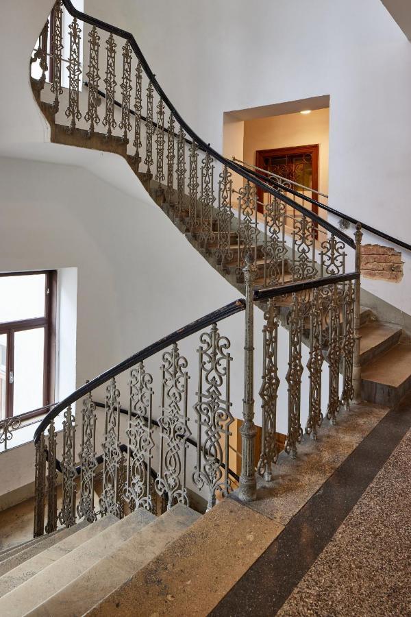 Beautiful Restored - Close To Metro - II Vídeň Exteriér fotografie
