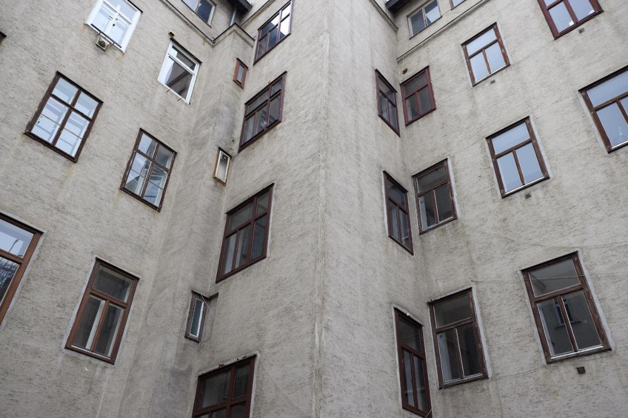 Beautiful Restored - Close To Metro - II Vídeň Exteriér fotografie